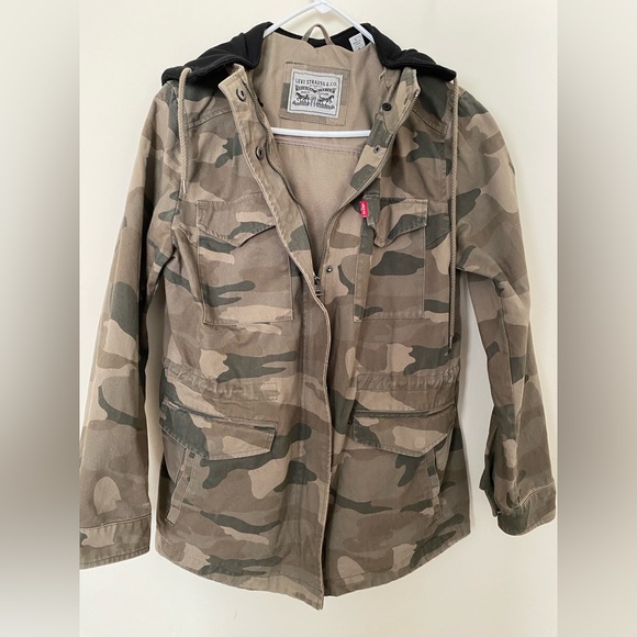 Levi Strauss & Co. Camo Hooded Jacket - Picture 2 of 6